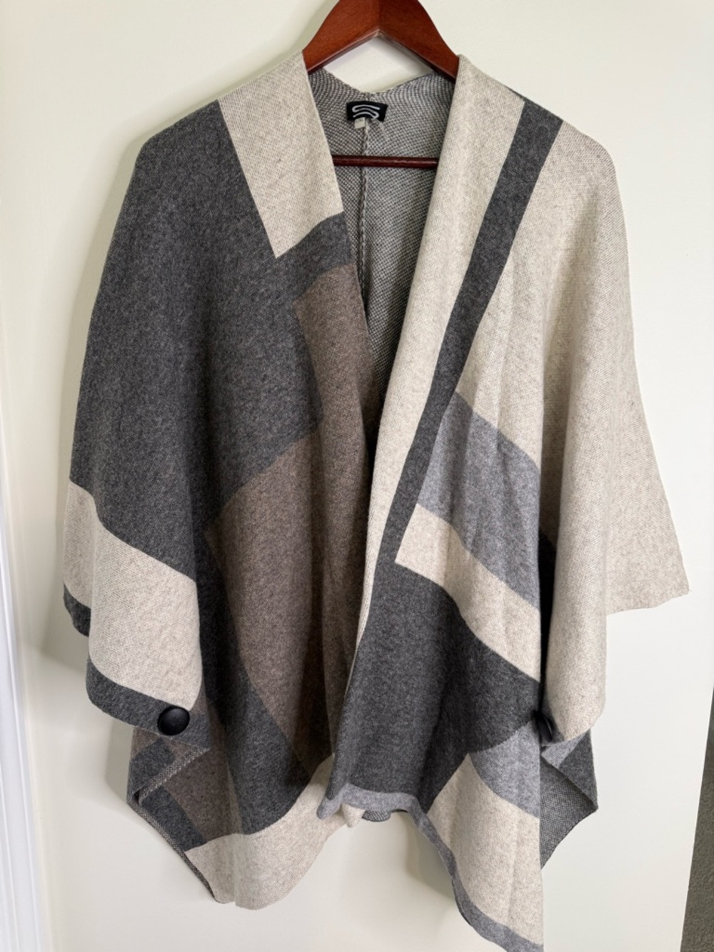 Sioni Wool Cashmere Blend Colorblock Wrap Size L/XL